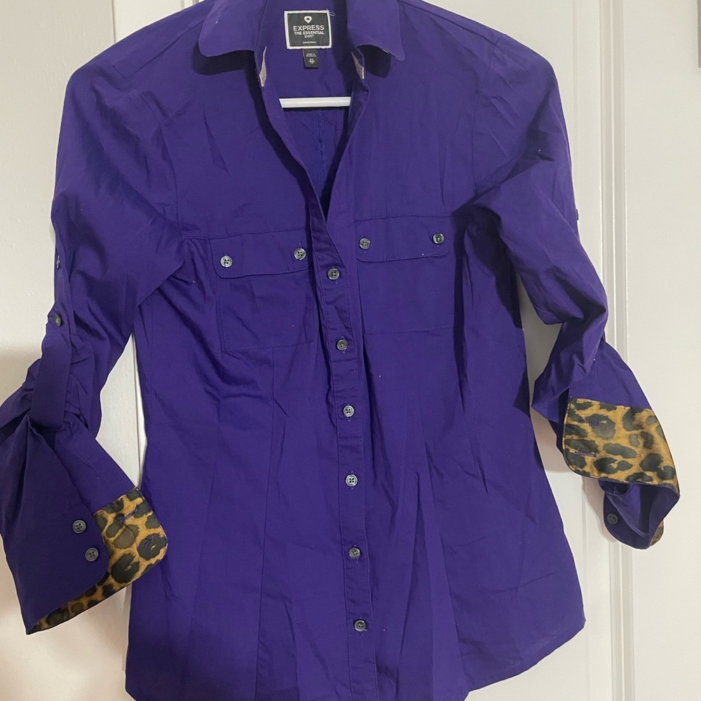 Express essential button up career top xs